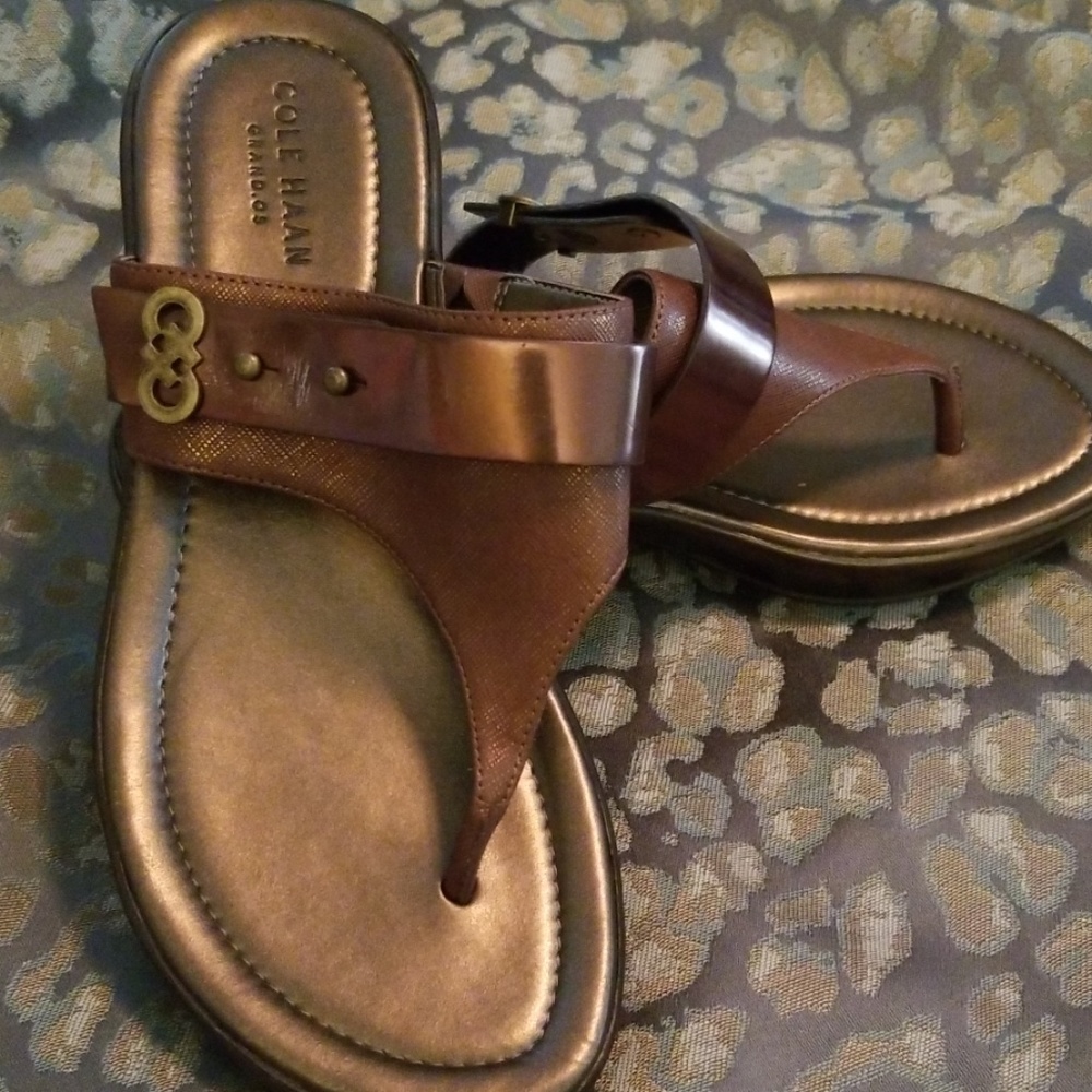 Cole Haan NWOB Bronze Brown Sandal Sz 6